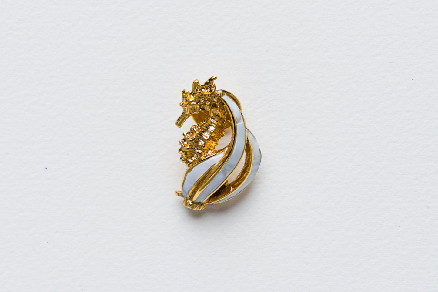 3 Sea Horse (Paua, Yellow and White cabebe)