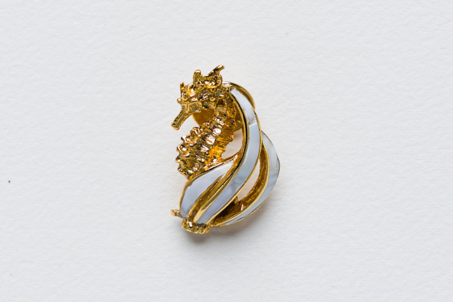 Triton's Brooch: Sea Horse in White Cabebe Shell