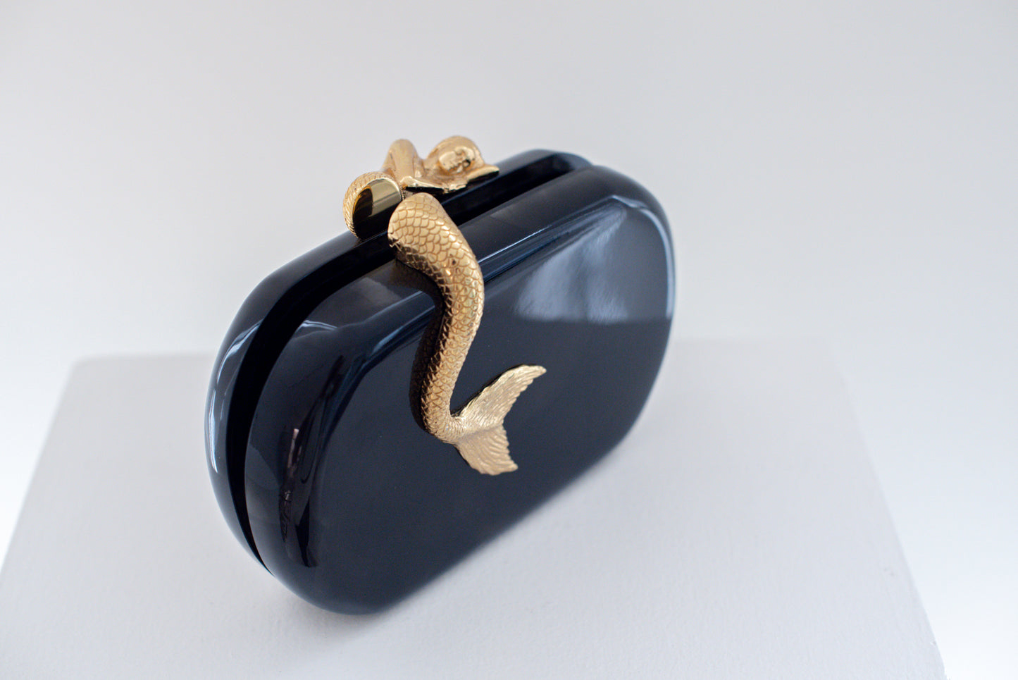 Siren Minaudiere in Black Capiz Shell