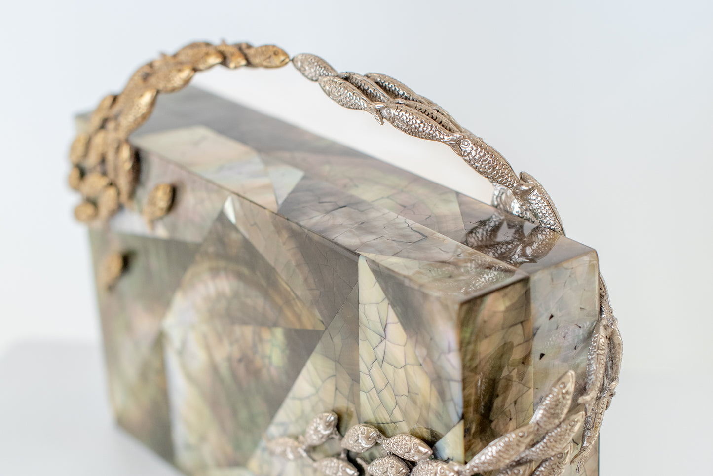 Oceania Minaudiere in Black Lip Shell