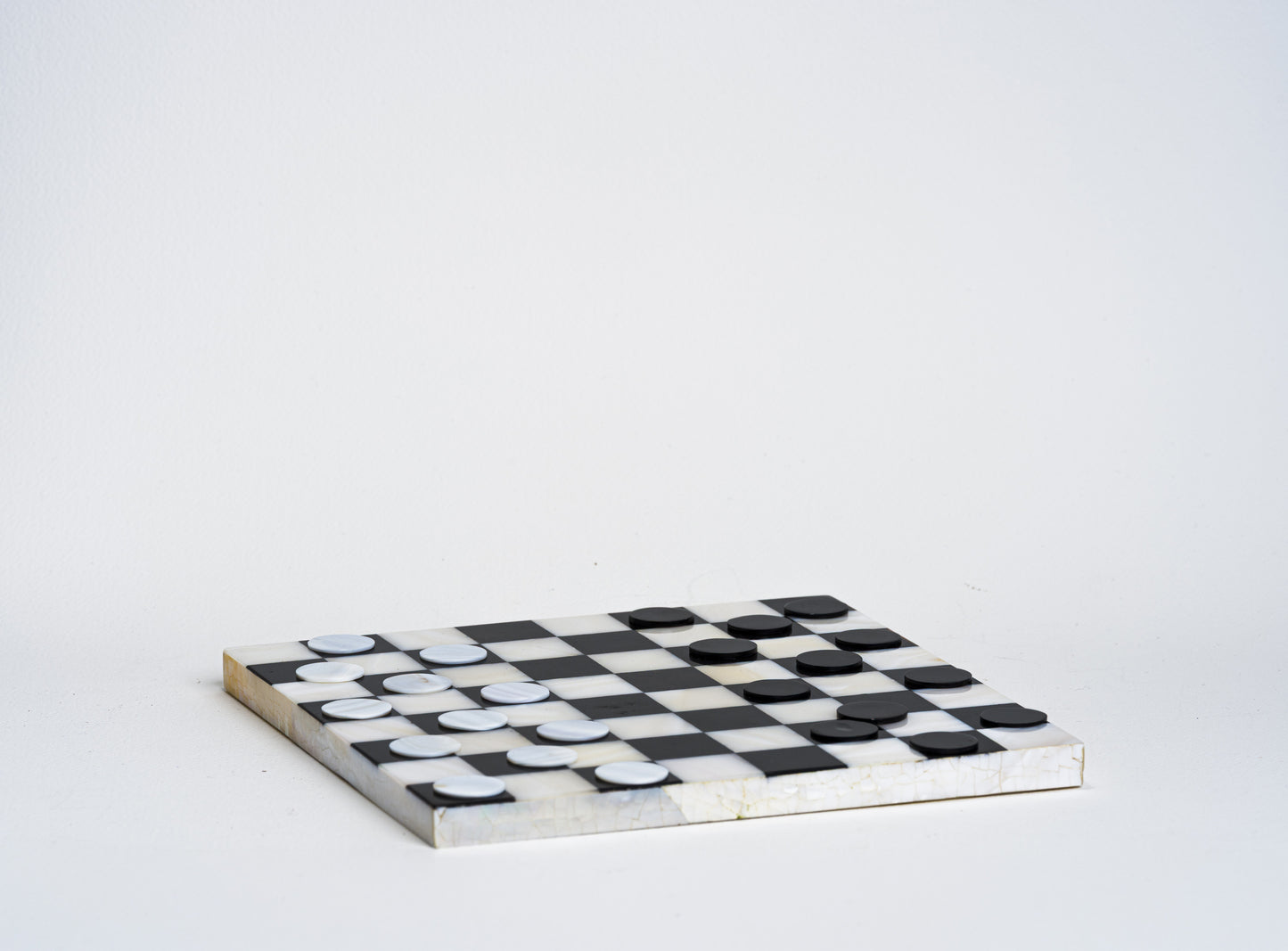 Checker Board in White Cabebe & Black Tab Shell