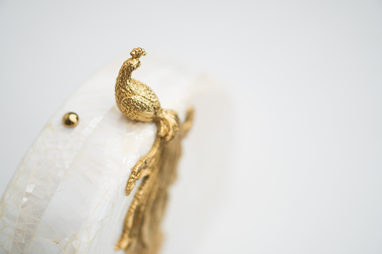 Phoenix Minaudiere in White Cabebe Shell
