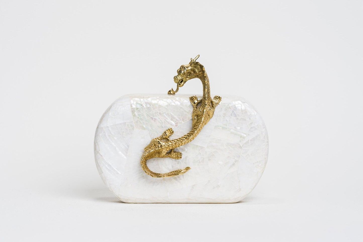 Suzy Wong Minaudière in White Cabebe Shell
