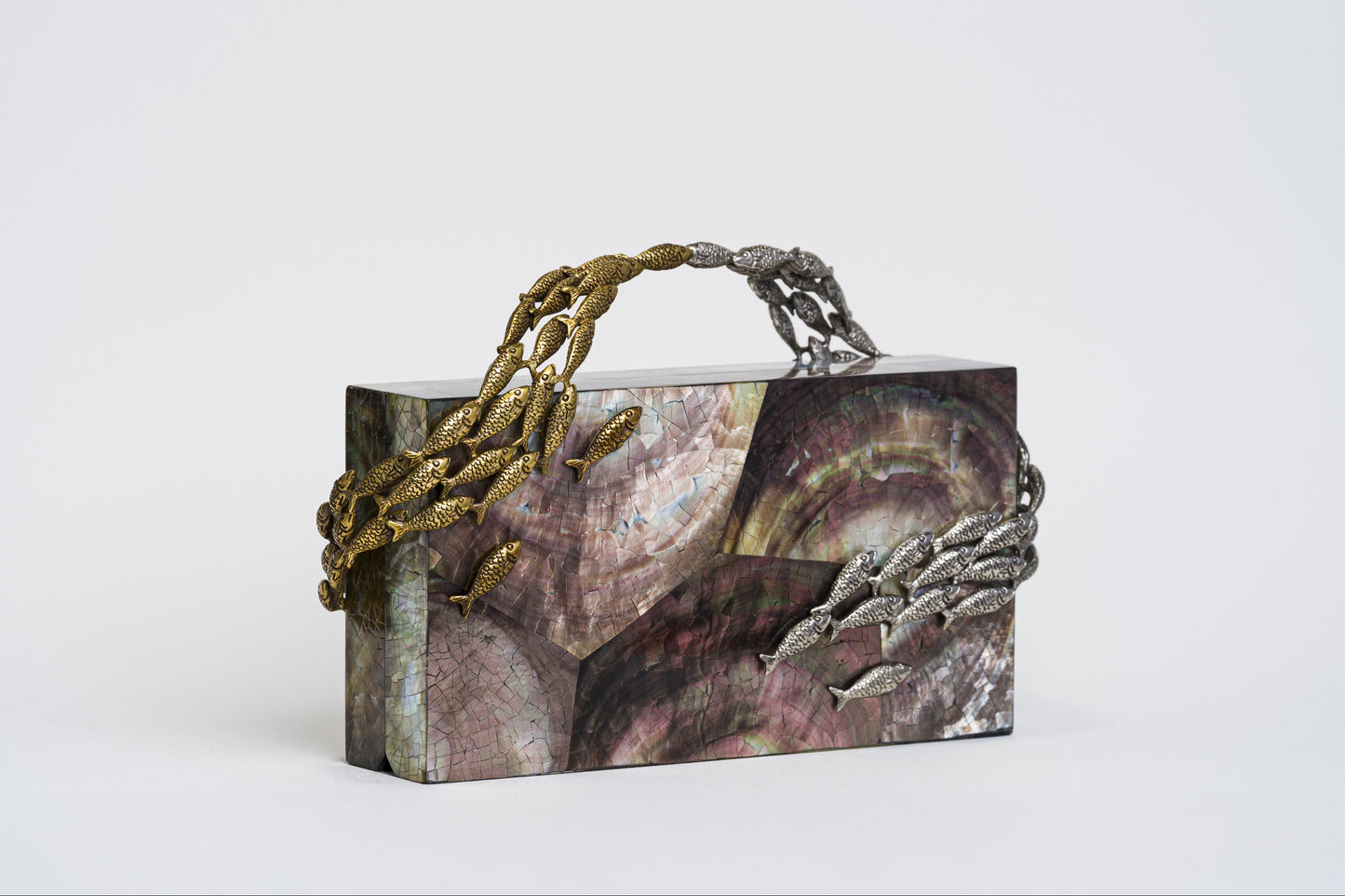 Oceania Minaudiere in Black Lip Shell