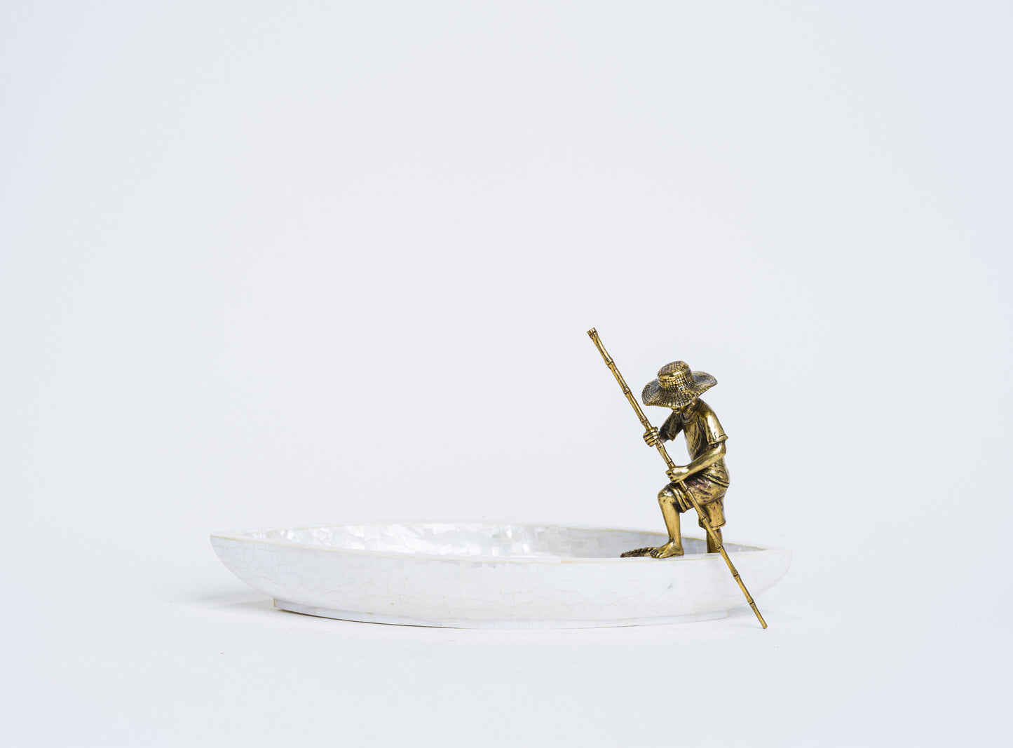 Mini Banca in White Cabebe Shell
