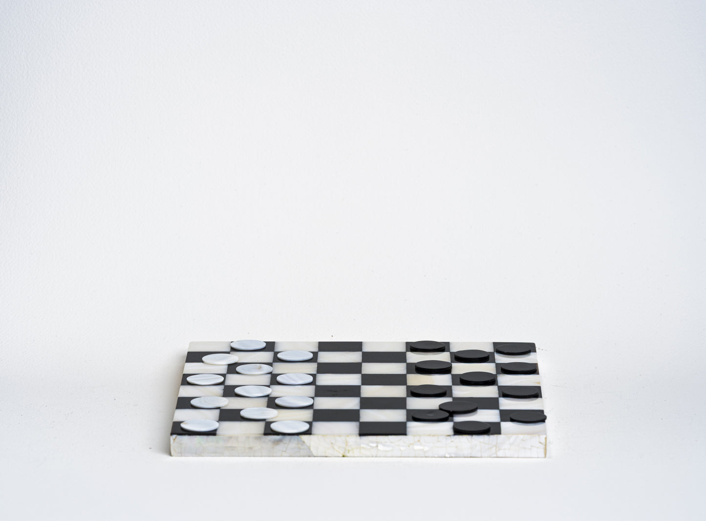 Checker Board in White Cabebe & Black Tab Shell