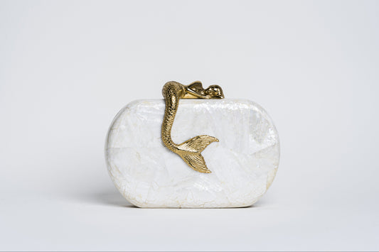 Siren Minaudiere in White Cabebe Shell
