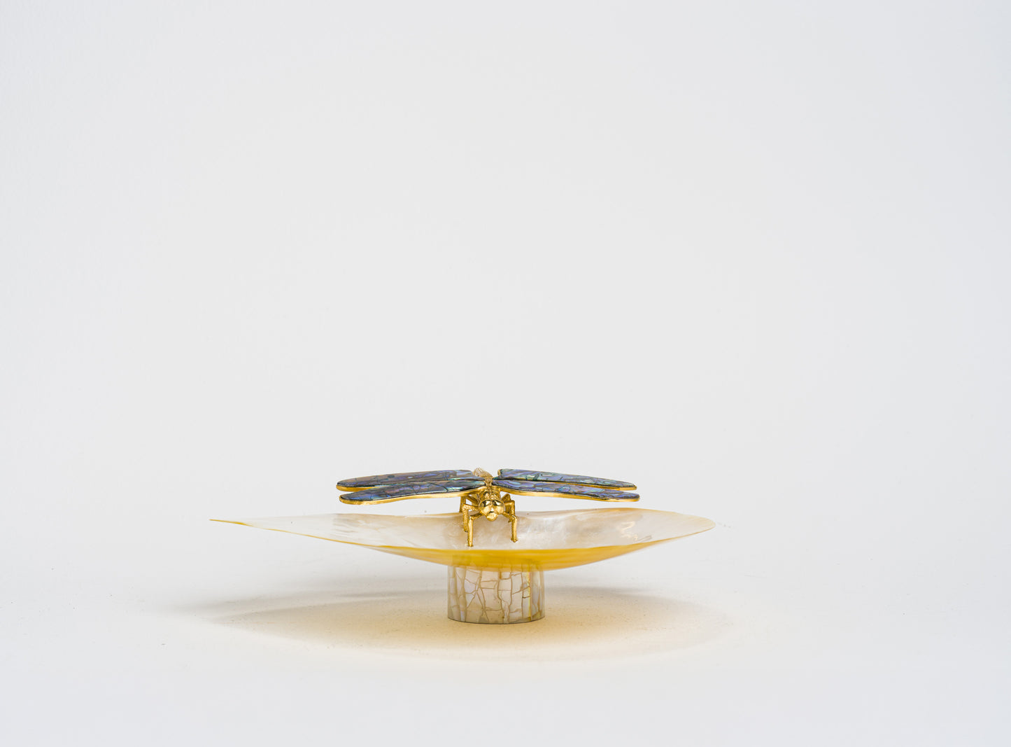 Dragonfly MOP dish in Paua Shell