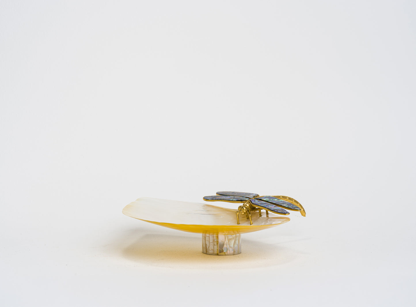 Dragonfly MOP dish in Paua Shell