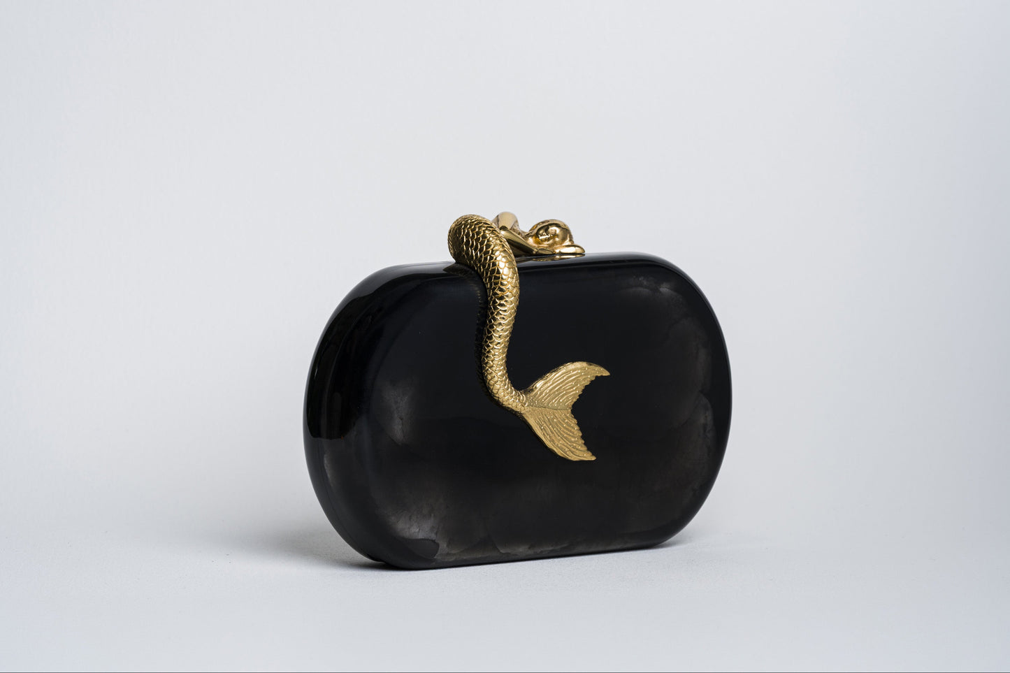 Siren Minaudiere in Black Capiz Shell
