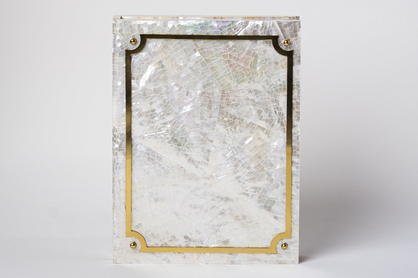 Book Minaudiere in White Cabebe Shell
