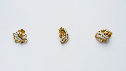 Triton's Brooches in White Cabebe Shell